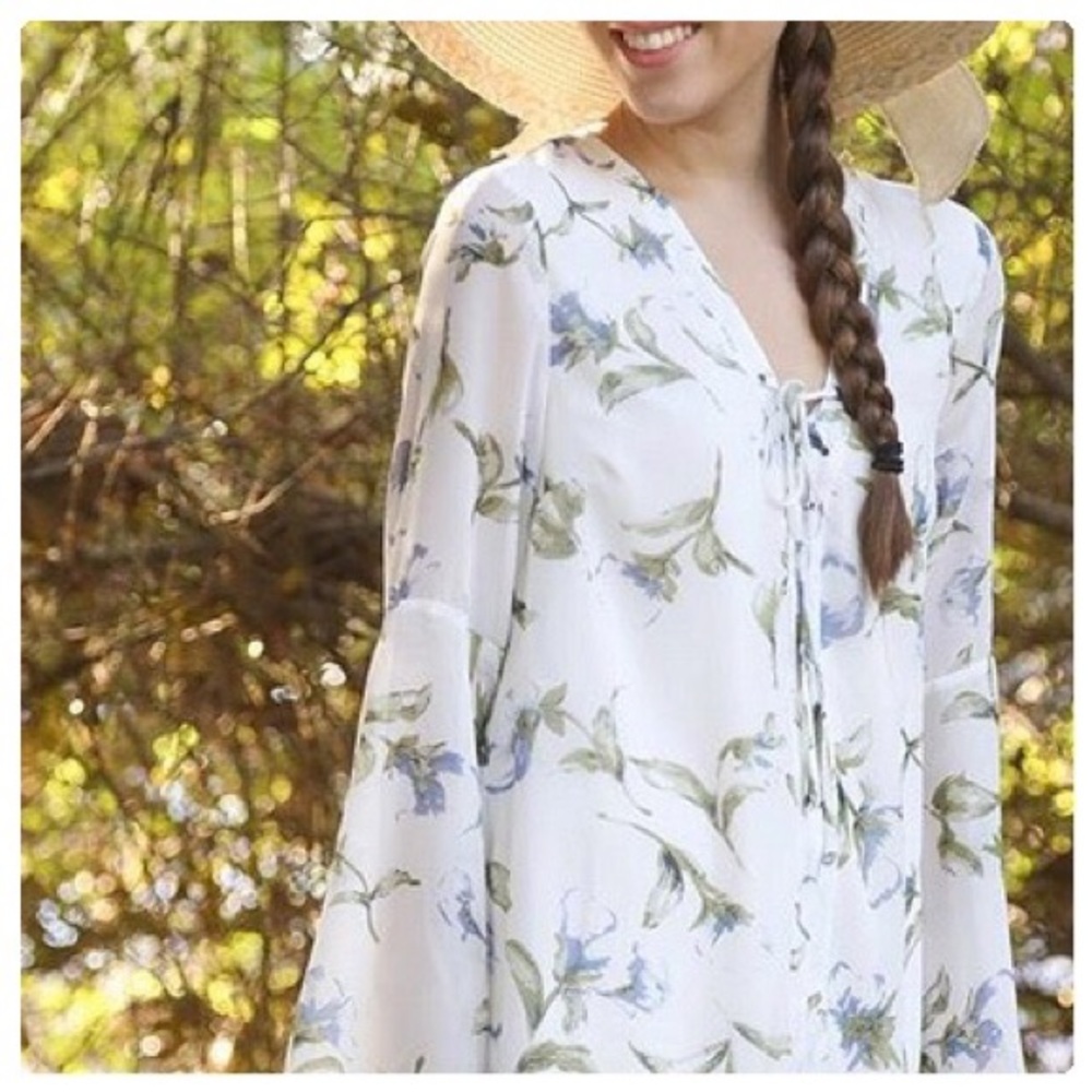 Kylie Blue Florals Tunic - Picture 2 of 7